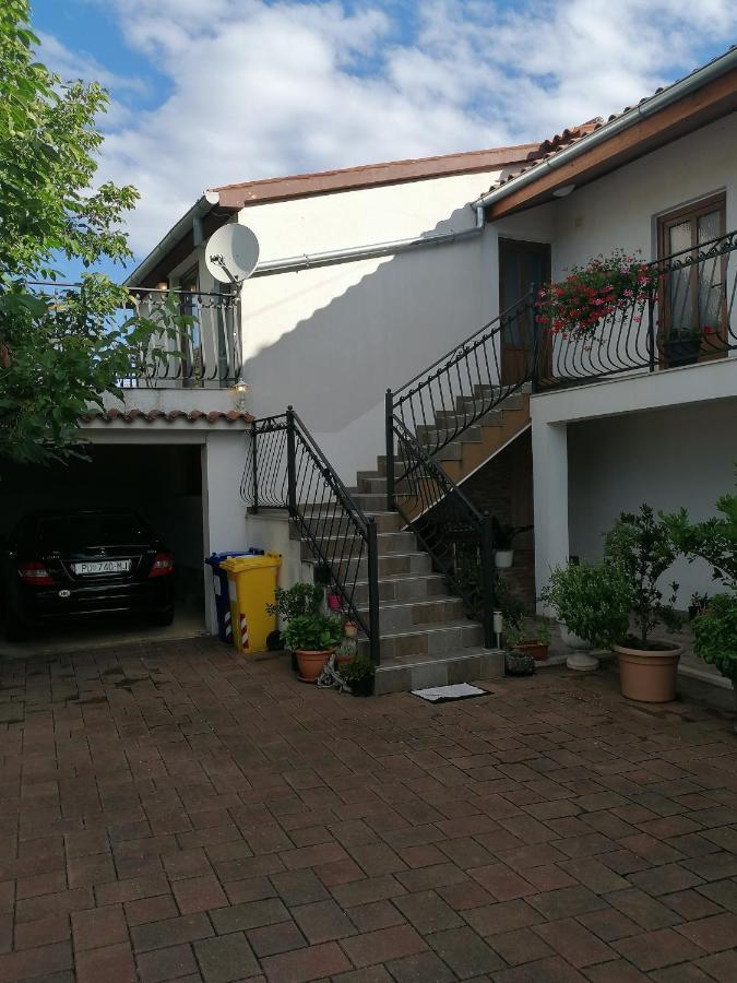 Apartments Vellico Bale Zewnętrze zdjęcie